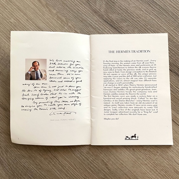 VTG 1980s How to Wear Your Hermes Scarf Booklet - Picture 2 of 9